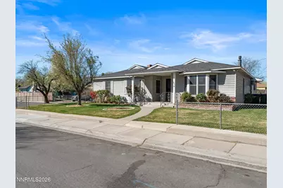 995 Bates Avenue, Reno, NV 89502 - Photo 2