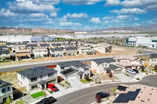 8957 Buffalo Grv Dr, Reno, NV 89506 - Photo 46