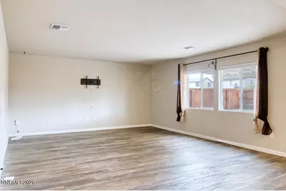 8957 Buffalo Grove Drive, Reno, NV 89506 - Photo 10
