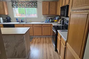 5932 Begonia Ct, Sun Valley, NV 89433 - Photo 2