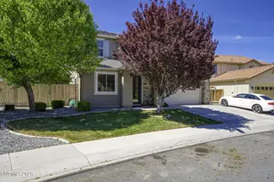 10891 Pebble Hill Dr, Reno, NV 89521 - Photo 4