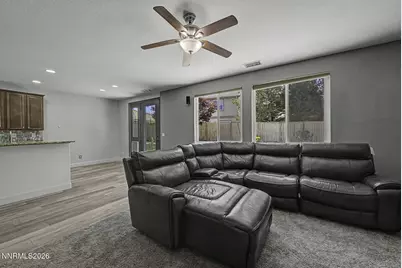 10891 Pebble Hill Drive, Reno, NV 89521 - Photo 14