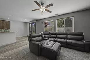 10891 Pebble Hill Dr, Reno, NV 89521 - Photo 14