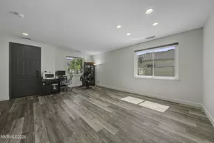 10891 Pebble Hill Dr, Reno, NV 89521 - Photo 8