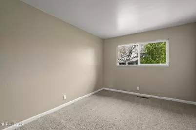 875 Montana Drive, Reno, NV 89503 - Photo 12