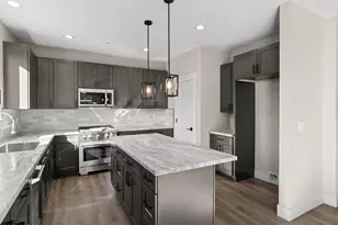 3614 Oakridge Dr, Sparks, NV 89436 - Photo 4