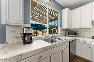 4930 W Hidden Valley Dr, Reno, NV 89502 - Photo 14