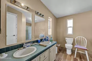 1 Four Pl Ln, Gardnerville, NV 89410 - Photo 32