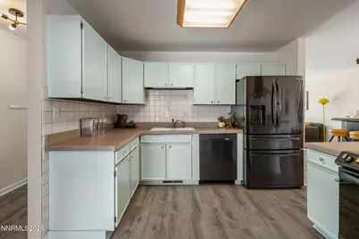 1450 Locksley Way, Reno, NV 89503 - Photo 4