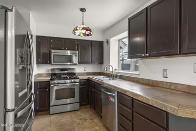 240 Karnak Circle, Sparks, NV 89441 - Photo 10