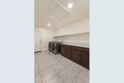 712 Hallow Pointe Drive, Sparks, NV 89441 - Photo 28