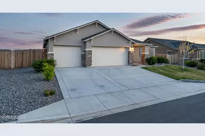 712 Hallow Pointe Drive, Sparks, NV 89441 - Photo 2