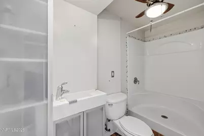 280 Island Avenue #APT 403, Reno, NV 89501 - Photo 18