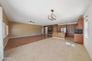 17965 Cedar Mountain Ct, Reno, NV 89508 - Photo 6