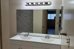 2201 Kietzke Ln, Reno, NV 89502 - Photo 4