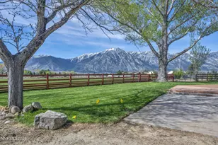 1097 Meadowlark Cir, Gardnerville, NV 89460 - Photo 6