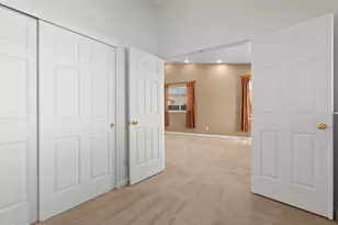 875 Vista Park Dr, Carson City, NV 89705 - Photo 40