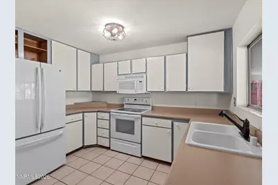 112 I Street, Sparks, NV 89431 - Photo 12