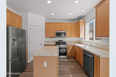 2210 Big Trail Circle, Reno, NV 89521 - Photo 2