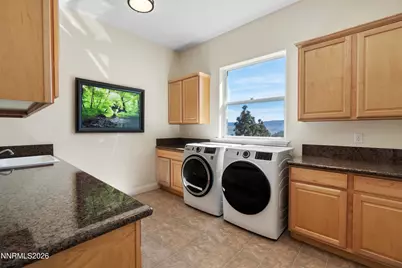 7655 Aspen Creek Court, Washoe Valley, NV 89704 - Photo 8