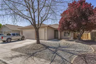 4827 Deedee Way, Sparks, NV 89436 - Photo 2