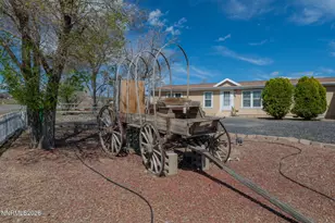 4970 Stagecoach Dr, Stagecoach, NV 89429 - Photo 4