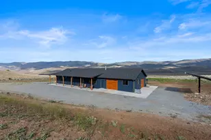 885 Serenity Pl, Reno, NV 89510 - Photo 2