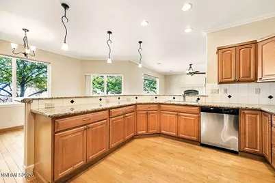 402 Chianti Way, Dayton, NV 89403 - Photo 10