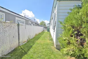 10 E J St, Sparks, NV 89431 - Photo 26