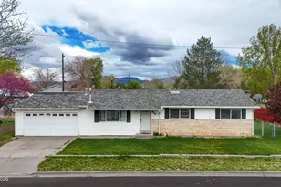 360 Parkview Ave, Winnemucca, NV 89445 - Photo 1
