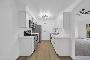 6850 Sharlands Ave, Reno, NV 89523 - Photo 22