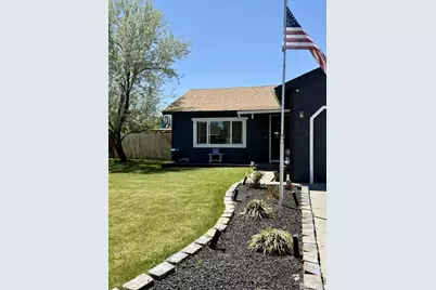 737 Hornet Drive, Gardnerville, NV 89460 - Photo 2