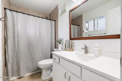 8648 Aquifer Way, Reno, NV 89506 - Photo 16