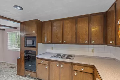 4960 Lakeside Drive, Reno, NV 89509 - Photo 14
