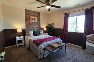 7935 Key Largo Dr, Reno, NV 89506 - Photo 8