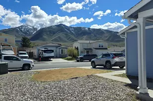 7935 Key Largo Dr, Reno, NV 89506 - Photo 2