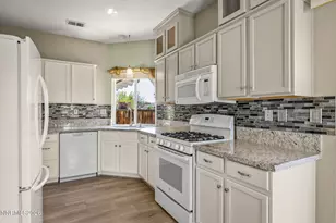 5357 Desert Peach Dr, Sparks, NV 89436 - Photo 8