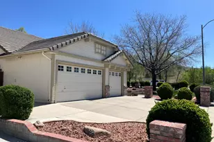 904 Dolce Dr, Sparks, NV 89434 - Photo 4