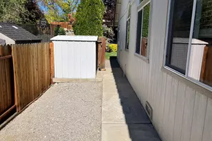 904 Dolce Dr, Sparks, NV 89434 - Photo 44