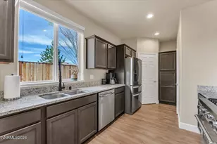 3651 Oaklawn St, Reno, NV 89512 - Photo 14