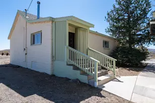 2605 Palm St, Silver Springs, NV 89429 - Photo 10