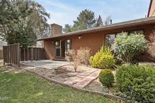 2108 Chicory Way, Reno, NV 89509 - Photo 2