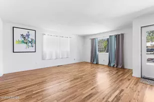 2201 Glenn Dr, Carson City, NV 89703 - Photo 8