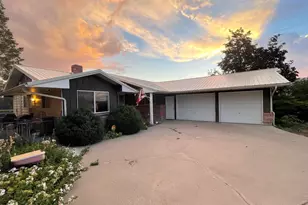 1750 Harmony St, Winnemucca, NV 89445 - Photo 2