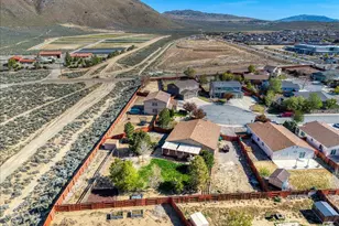 17900 Timber Grove Ct, Reno, NV 89508 - Photo 4