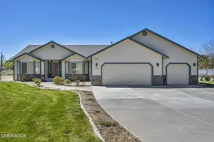 1355 Jackie Ln, Minden, NV 89423 - Photo 2