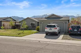 1317 Mary Jo Dr, Gardnerville, NV 89460 - Photo 4