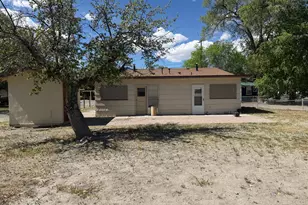 1370 Dartmouth Ave, Lovelock, NV 89419 - Photo 2