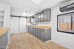 885 I St, Hawthorne, NV 89415 - Photo 8