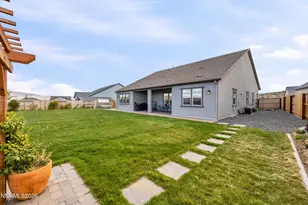 2183 Kinglet Dr, Spanish Springs, NV 89441 - Photo 38